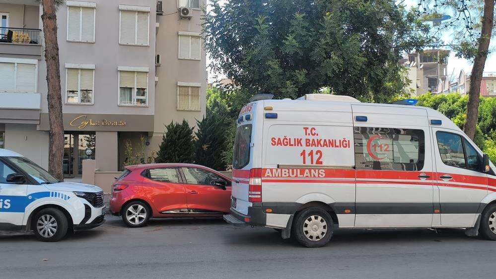 Anne ve kızı yataklarında ölü bulundu 5